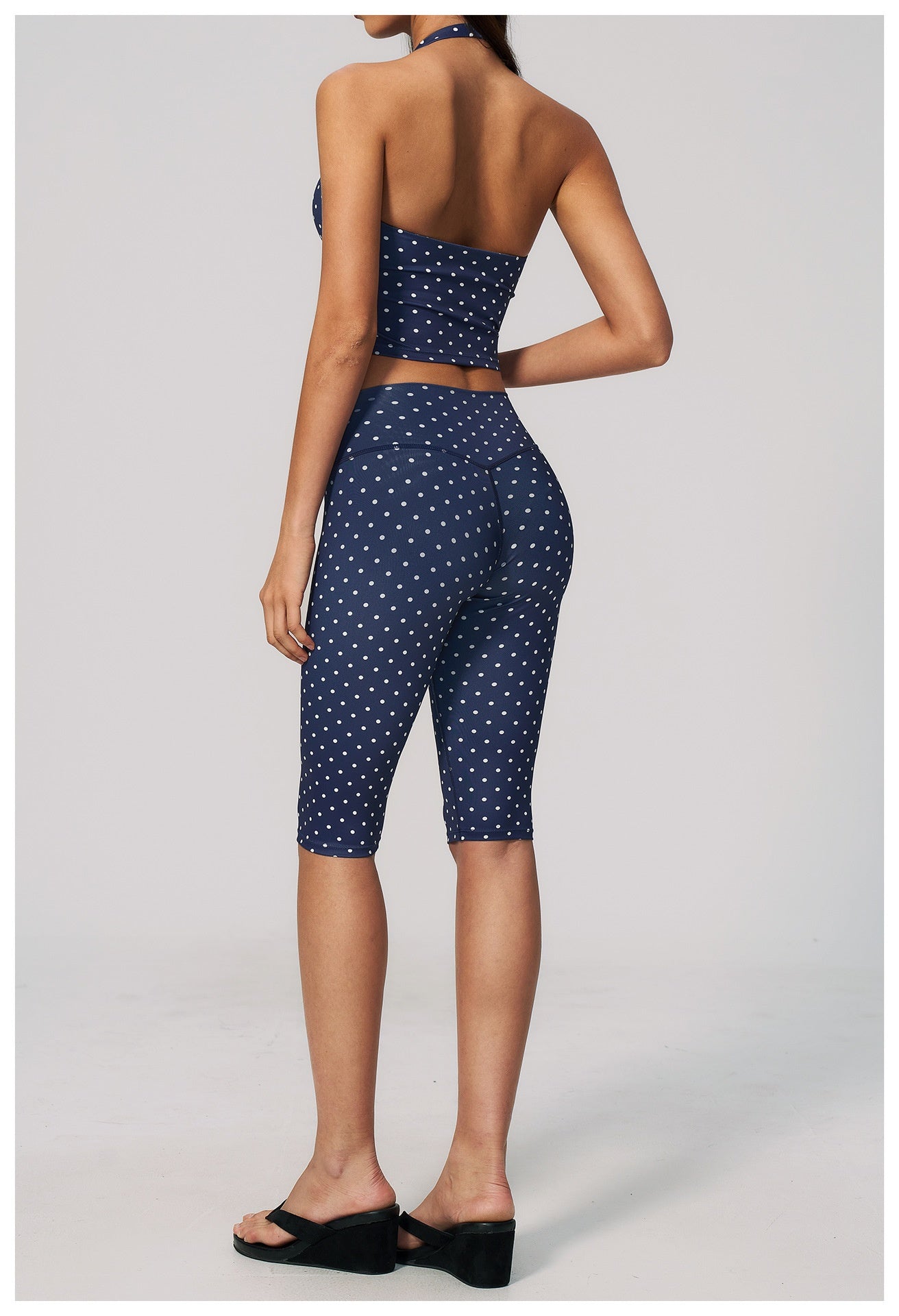 Aura Spot Halter Set
